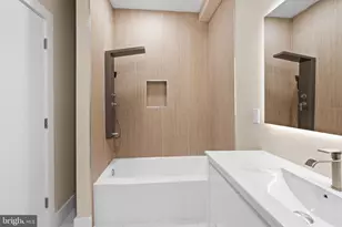 2439 E Huntingdon St, Philadelphia, PA 19125 - Photo 24