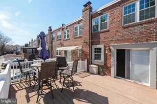 3161 S Sydenham St, Philadelphia, PA 19145 - Photo 14