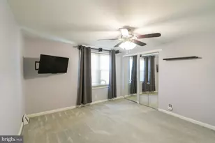 3161 S Sydenham St, Philadelphia, PA 19145 - Photo 28