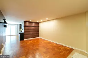 3161 S Sydenham St, Philadelphia, PA 19145 - Photo 4