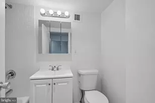 224 W Rittenhouse Square, Philadelphia, PA 19103 - Photo 16