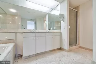 202 W Rittenhouse Square, Philadelphia, PA 19103 - Photo 12