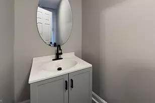 2527 Felton St, Philadelphia, PA 19142 - Photo 10