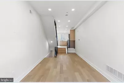 2440 E Harold Street, Philadelphia, PA 19125 - Photo 4