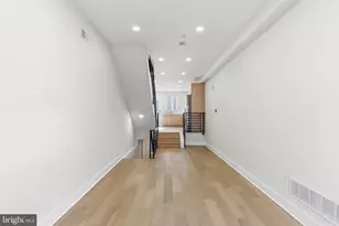 2440 E Harold St, Philadelphia, PA 19125 - Photo 4