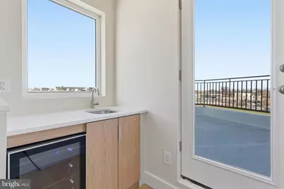 2440 E Harold Street, Philadelphia, PA 19125 - Photo 16