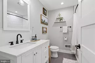 547 Walnut Ln, Philadelphia, PA 19128 - Photo 30