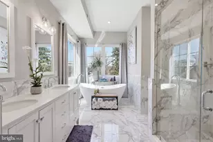 547 Walnut Ln, Philadelphia, PA 19128 - Photo 22