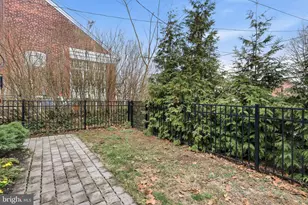 547 Walnut Ln, Philadelphia, PA 19128 - Photo 42