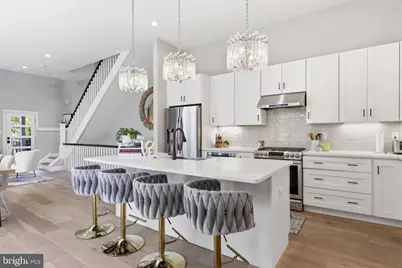 547 Walnut Lane, Philadelphia, PA 19128 - Photo 2