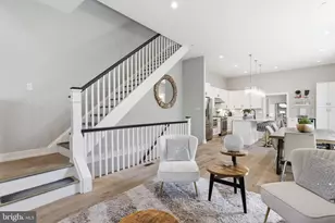 547 Walnut Ln, Philadelphia, PA 19128 - Photo 14