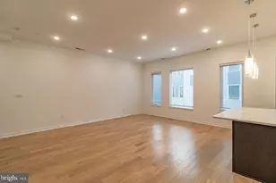 2137 E Firth St, Philadelphia, PA 19125 - Photo 2