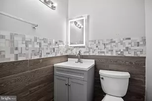 9860 Bonner St, Philadelphia, PA 19115 - Photo 18