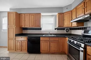 9860 Bonner St, Philadelphia, PA 19115 - Photo 6