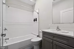 980 N Marshall St, Philadelphia, PA 19123 - Photo 24
