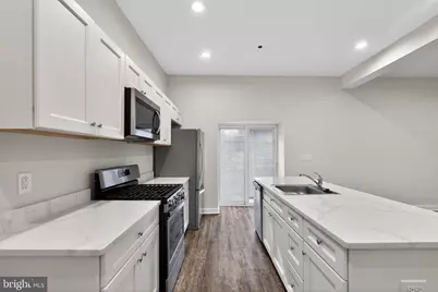 980 N Marshall Street #2, Philadelphia, PA 19123 - Photo 4