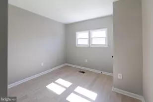 7732 Temple Rd, Philadelphia, PA 19150 - Photo 16