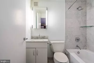 219 S 18th Street #1212, Philadelphia, PA 19103 - Photo 18