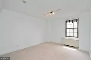 219 S 18th St, Philadelphia, PA 19103 - Photo 10