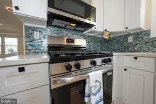 8212 Chelwynde Ave, Philadelphia, PA 19153 - Photo 24