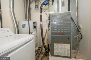 8212 Chelwynde Ave, Philadelphia, PA 19153 - Photo 50