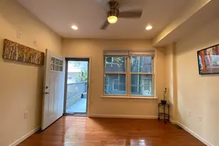 2548 S 2nd St, Philadelphia, PA 19148 - Photo 12