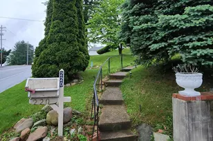 220 County Line Rd, Philadelphia, PA 19116 - Photo 2