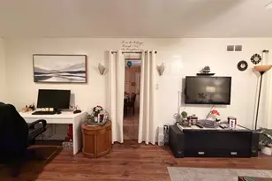 220 County Line Rd, Philadelphia, PA 19116 - Photo 16