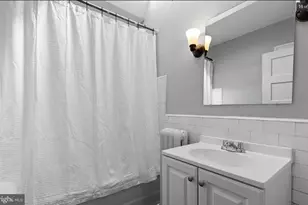 5714 N 20th St, Philadelphia, PA 19138 - Photo 12