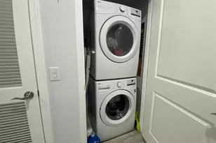 634 N 13th St, Philadelphia, PA 19123 - Photo 8