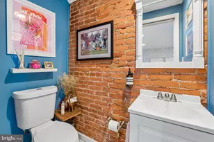 1237 E Moyamensing Ave, Philadelphia, PA 19147 - Photo 8