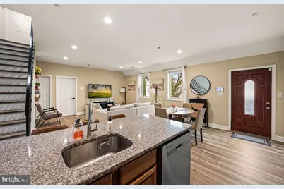 213 Roxborough Avenue, Philadelphia, PA 19128 - Photo 6