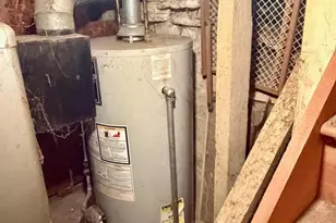 573 Shawmont Ave, Philadelphia, PA 19128 - Photo 14