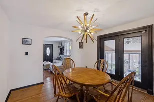 581 Acorn St, Philadelphia, PA 19128 - Photo 8