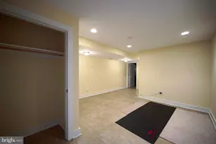 908 N Front St, Philadelphia, PA 19123 - Photo 34