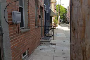 941 League, Philadelphia, PA 19147 - Photo 2