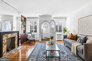 2139 St James Pl, Philadelphia, PA 19103 - Photo 10