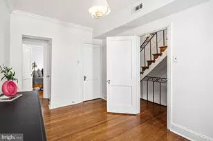 2139 St James Pl, Philadelphia, PA 19103 - Photo 20