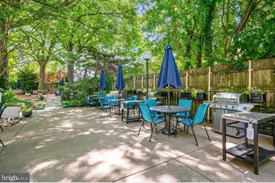 200 Locust Street #29A-N, Philadelphia, PA 19106 - Photo 34