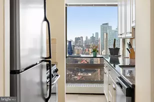 200 Locust St, Philadelphia, PA 19106 - Photo 14