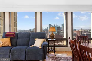 200 Locust St, Philadelphia, PA 19106 - Photo 6