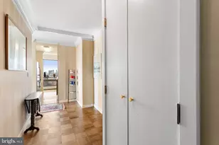 200 Locust St, Philadelphia, PA 19106 - Photo 4