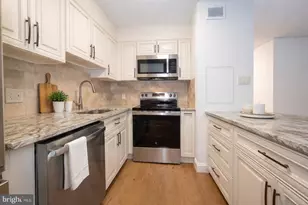 1900 John F Kennedy Blvd, Philadelphia, PA 19103 - Photo 4