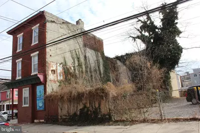 1602 W Thompson Street, Philadelphia, PA 19121 - Photo 2