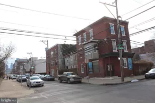 1602 W Thompson St, Philadelphia, PA 19121 - Photo 8