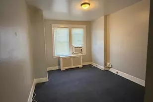 6638 N Gratz St, Philadelphia, PA 19126 - Photo 4