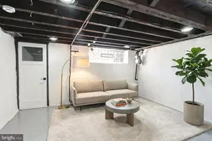 6208 Shelbourne St, Philadelphia, PA 19111 - Photo 22