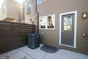 2213 Wilder St, Philadelphia, PA 19146 - Photo 14