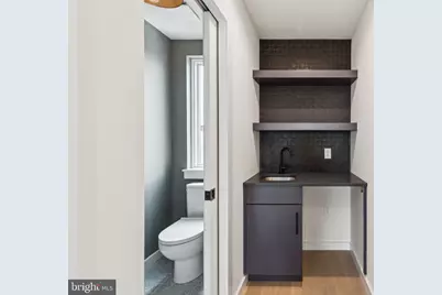 610 N Brenna Walk, Philadelphia, PA 19123 - Photo 32