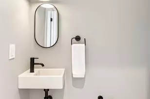 610 N Brenna Walk, Philadelphia, PA 19123 - Photo 26